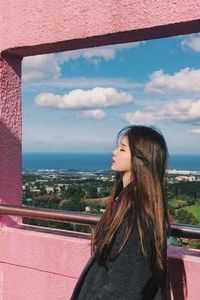 狠心父亲重男轻女竟为了活命把女儿抛弃